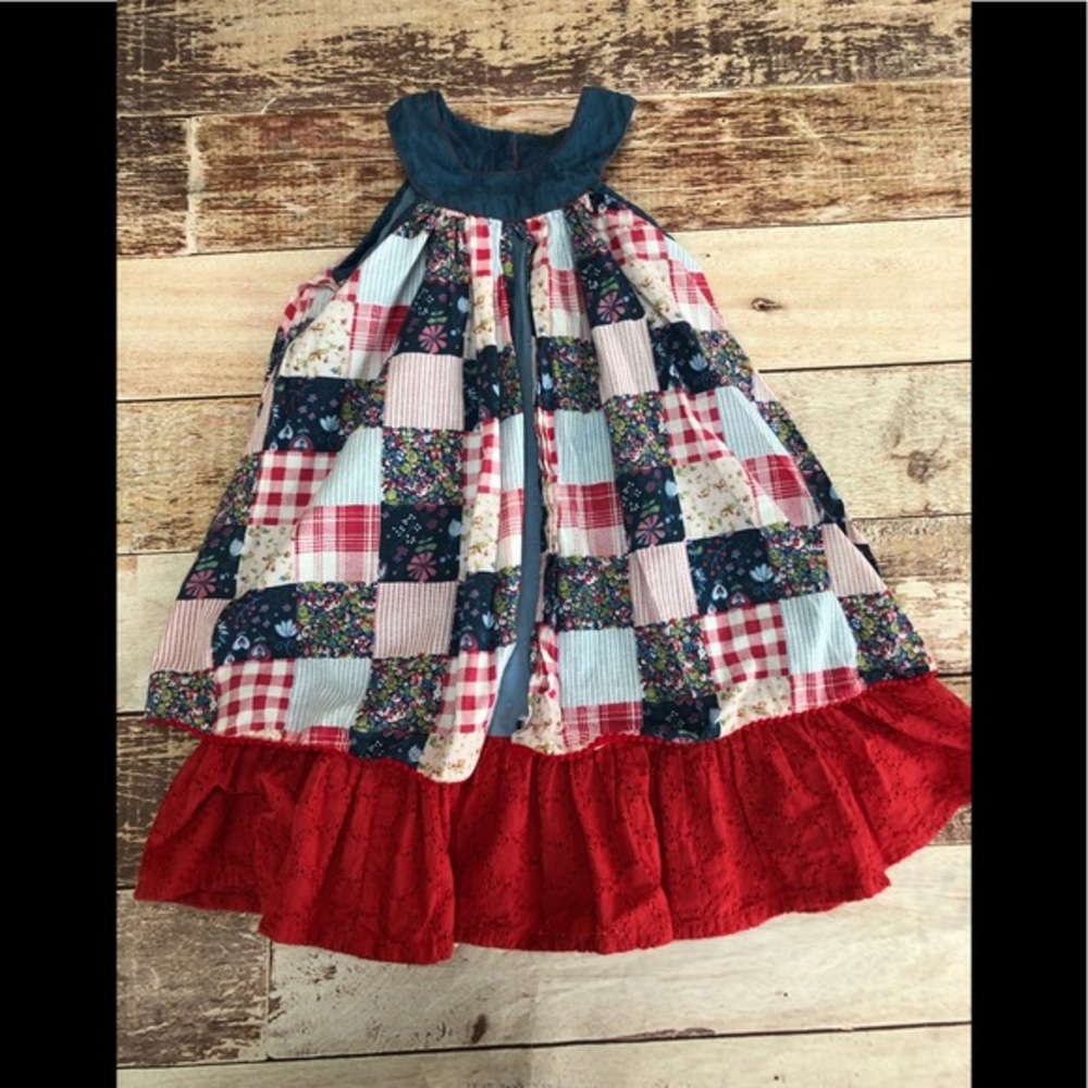 Cutey Couture‎ dress size 4/5